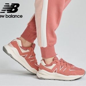 New Balance574 W5740HG1 Henna/Oyster Pink Women's Lifestyle Running Shoes